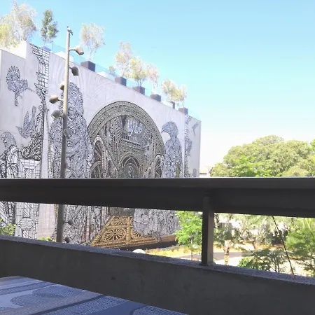 Deux Pieces Climatise Avec Balcon Vieil 아파트 앙티브