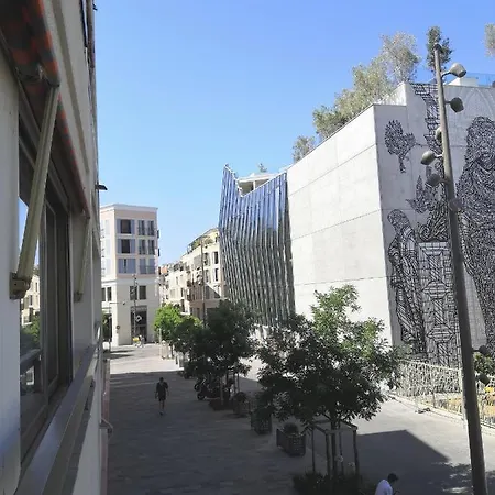 Deux Pièces Climatisé Avec Balcon Vieil Apartamento Antibes