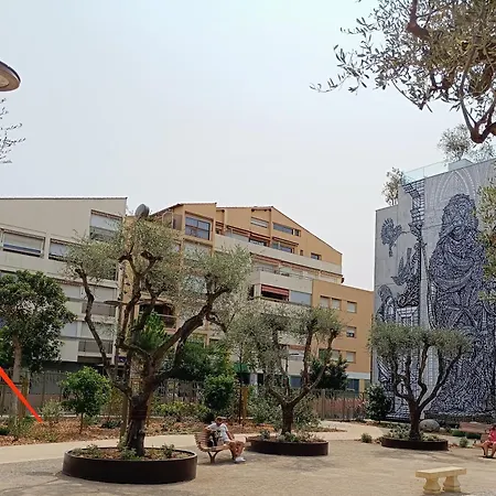 Deux Pièces Climatisé Avec Balcon Vieil Apartamento Antibes